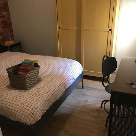Practical Room: Barcelona-Fira-Airport Оспиталет де Лобрегат Екстериор снимка