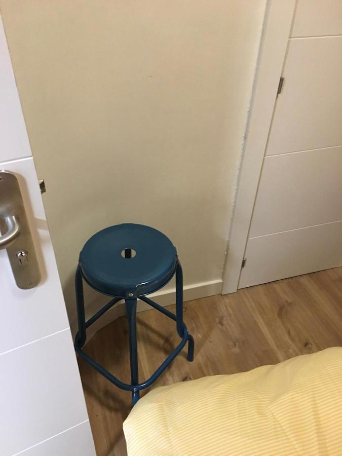 Practical Room: Barcelona-Fira-Airport Оспиталет де Лобрегат Екстериор снимка